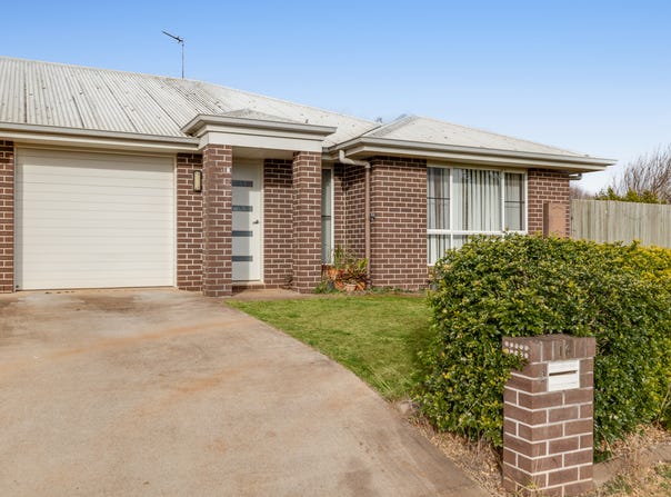 2/16 Chainey Court, Glenvale, Qld 4350