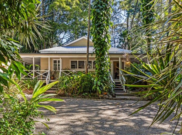 11 Bella Street, Landsborough, Qld 4550