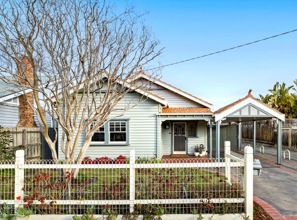 2 Exhibition Street, McKinnon, Vic 3204