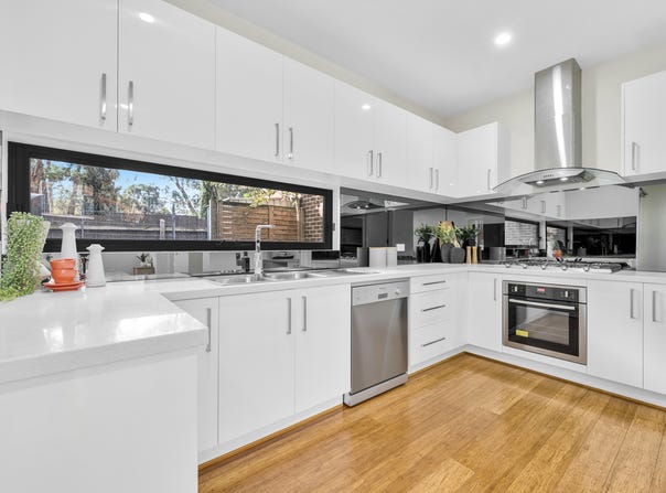 3/4 Olympic Avenue, Springvale South, Vic 3172