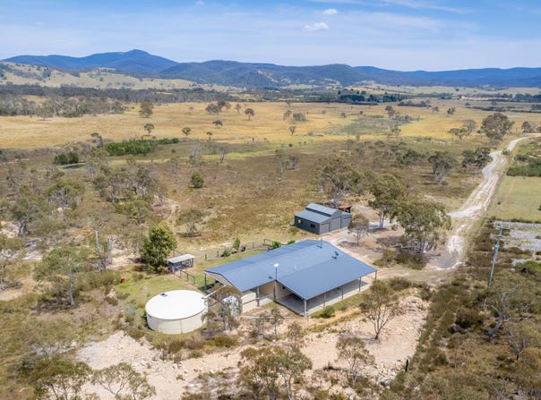 45 Tea Tree Road, Bombay, NSW 2622