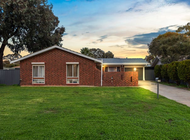 15 Patterson Court, Paralowie, SA 5108