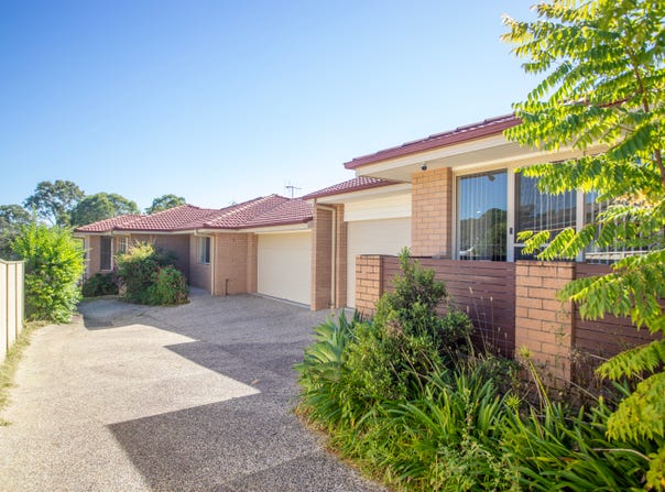 8A & 8B Duranbar Place, Taree, NSW 2430