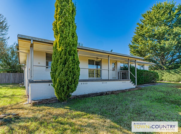 9 Patricia Close, Armidale, NSW 2350