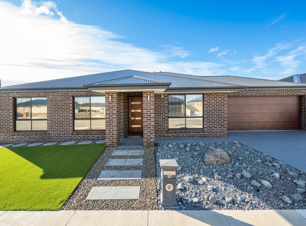 27 Mallacoota Drive, Kialla, Vic 3631
