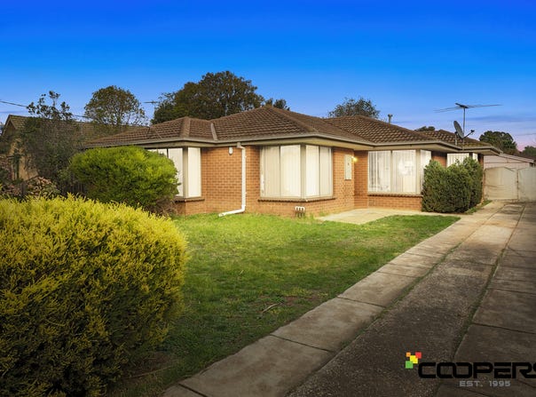 14 Eaton Street, Melton South, Vic 3338
