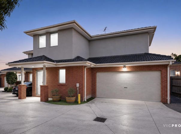 1/107 Ballarat Road, Maidstone, Vic 3012