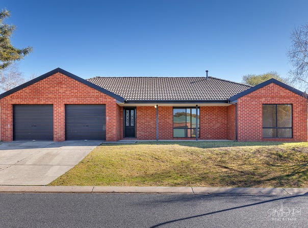 73 NIGHTINGALE AVENUE, Wodonga, Vic 3690