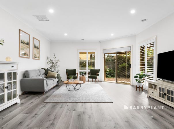 2 Terrace Gardens, Narre Warren South, Vic 3805