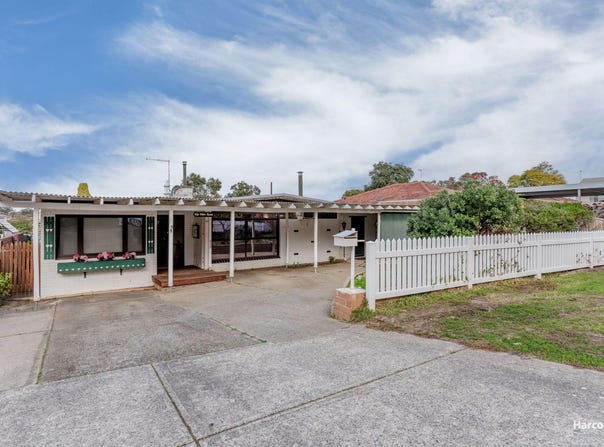 33 Fulton Street, Hamilton Hill, WA 6163