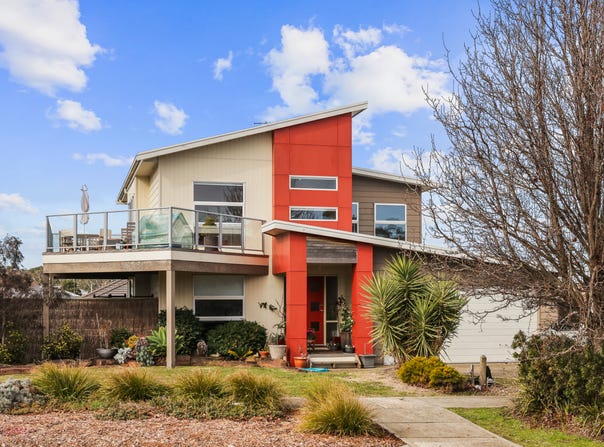 6 Rushmore Avenue, Cowes, Vic 3922