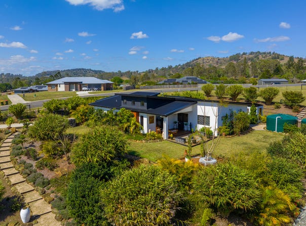 29 Walters Way, Chatsworth, Qld 4570