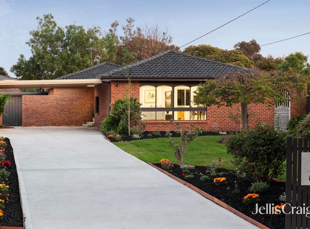 7 Cairn Grove, Glen Waverley, Vic 3150