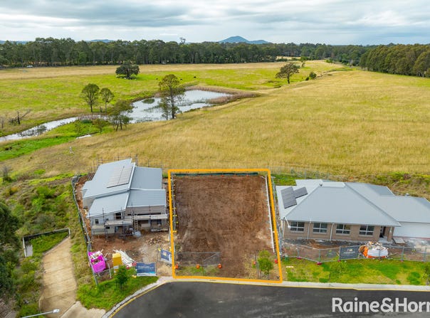 20 Catalina Place, Badagarang, NSW 2540