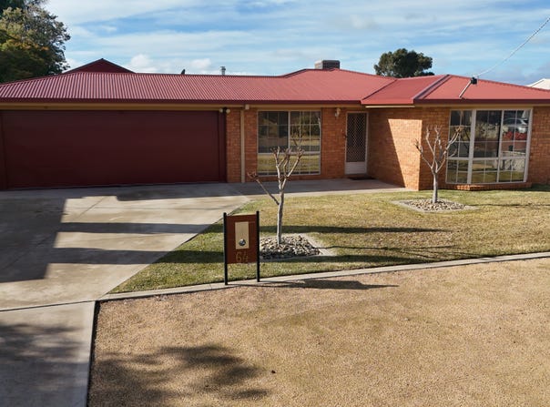64 Russell Street, Numurkah, Vic 3636