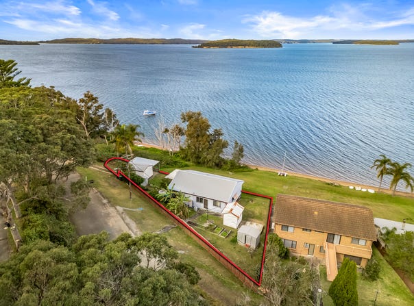 64 Beach Road, Wangi Wangi, NSW 2267