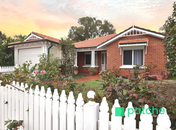 5 Burton Retreat, Stratton, WA 6056