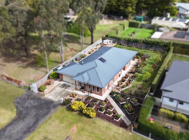 5 Main Street, Gordon, Vic 3345