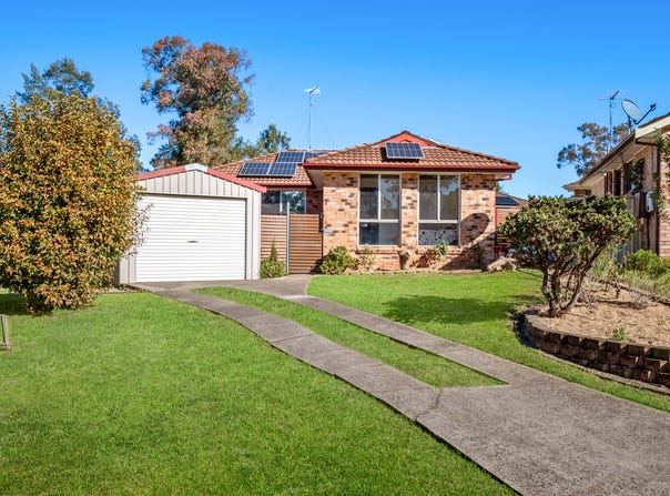20 Euphrates Place, Kearns, NSW 2558