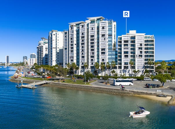 141/326 Marine Parade, Labrador, Qld 4215