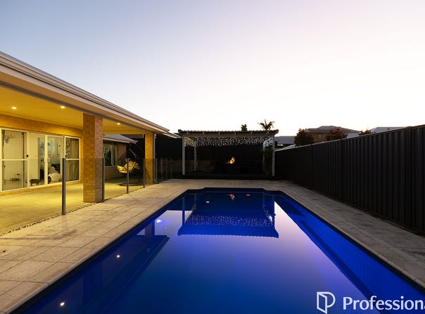 8 Marengo Close, Aveley, WA 6069