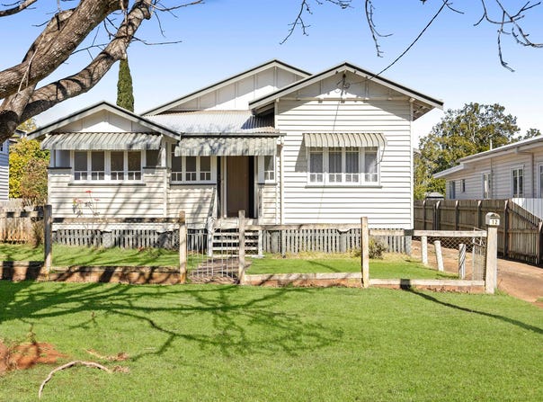 12 Alice Street, East Toowoomba, Qld 4350