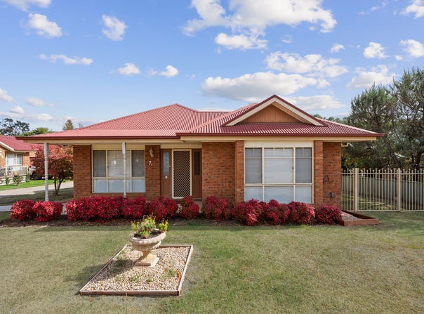 1/5-7 Old Mill Road, Mansfield, Vic 3722