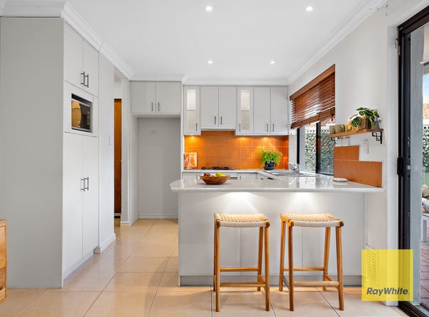 5 Denham Way, Thornlie, WA 6108
