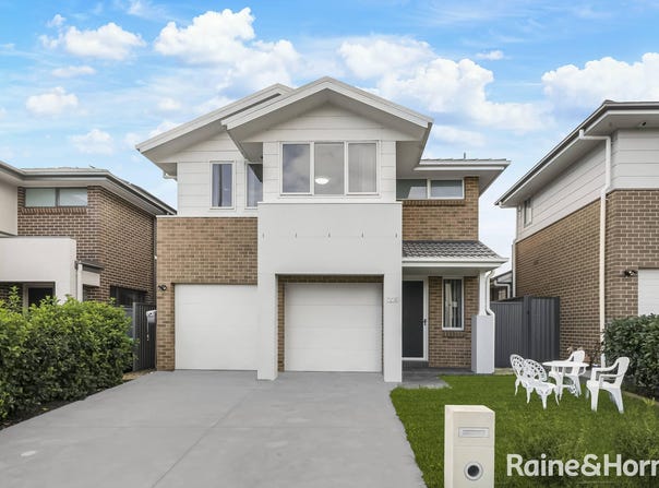 229 Dalmatia Avenue, Edmondson Park, NSW 2174