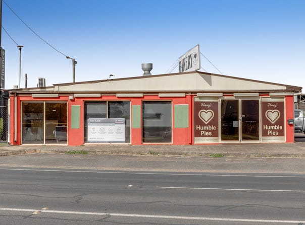 176 Anzac Avenue, Harristown, Qld 4350