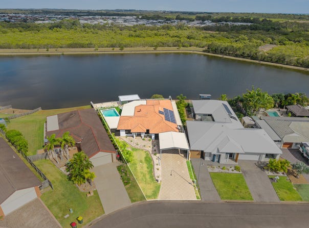 14 Spoonbill Way, Eli Waters, Qld 4655
