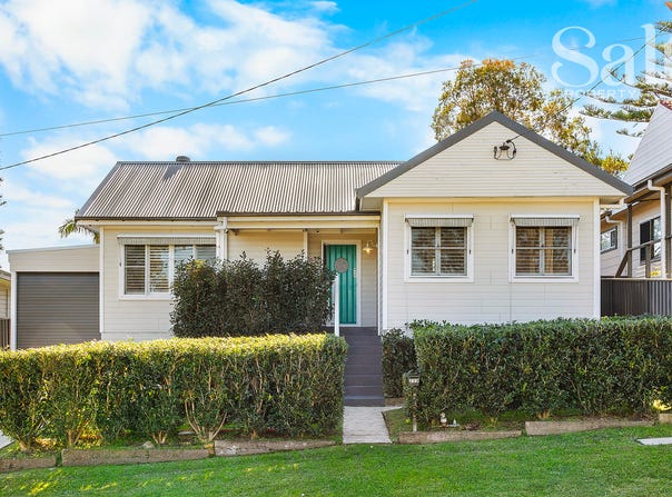 229 Wommara Avenue, Belmont North, NSW 2280