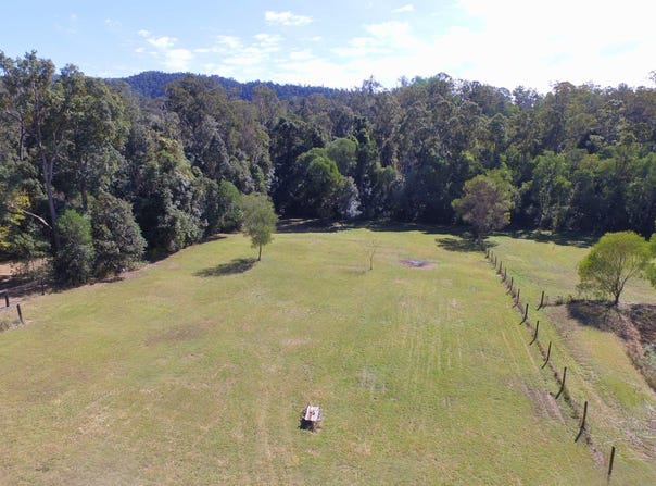 100 Marroo Road, Brooloo, Qld 4570
