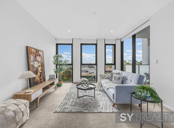 212/11 Village Place, Kirrawee, NSW 2232