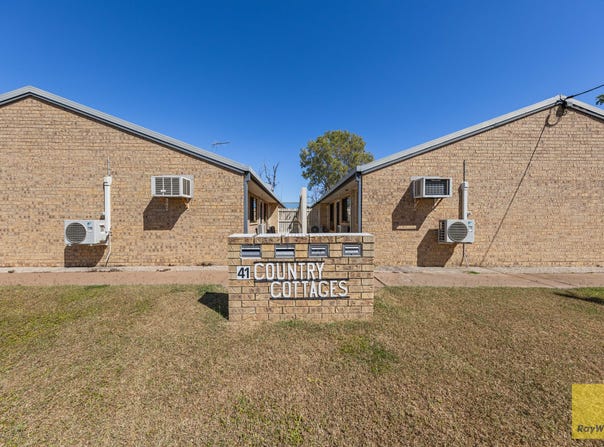 41 Baker Street, Emerald, Qld 4720