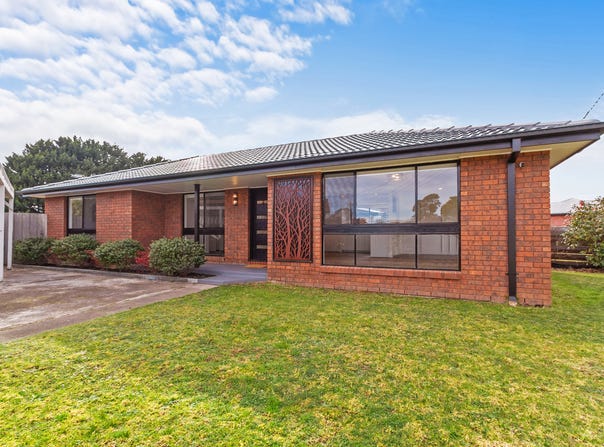 19 Niel Street, Stratford, Vic 3862