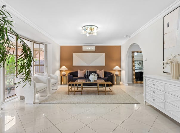 10 Moorgate Street, Toongabbie, NSW 2146