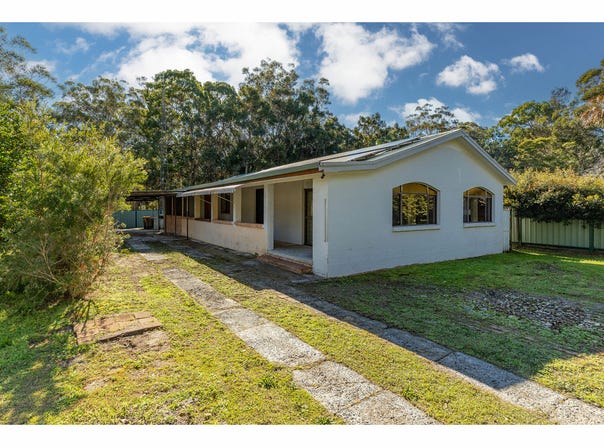 158 Green Point Drive, Green Point, NSW 2428
