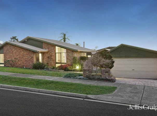 42 Partridge Way, Mooroolbark, Vic 3138