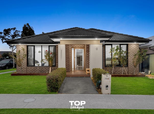 18 Lipizzan Way, Clyde North, Vic 3978