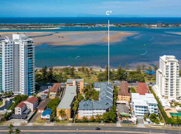 5B/220 Marine Parade, Labrador, Qld 4215