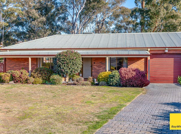 1/5 Lambruk Court, Kennington, Vic 3550