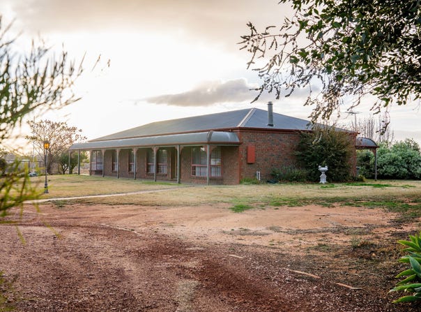 9283 Calder Highway, Irymple, Vic 3498