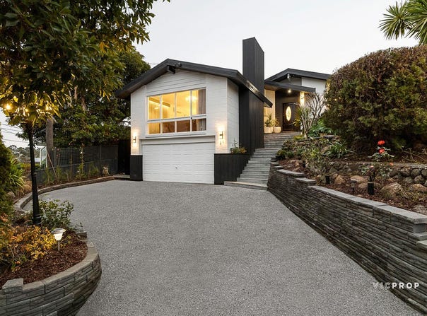 21 Log School Road, Doncaster, Vic 3108