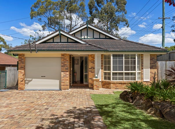 2 Oakwood Place, Hornsby Heights, NSW 2077