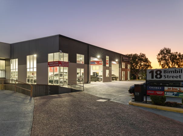 1&3, 18 Bimbil Street, Albion, Qld 4010