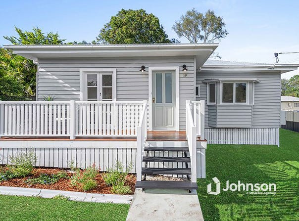 19 Bridge Street, North Booval, Qld 4304