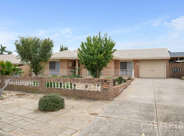 25 Kipling Street, Lake Coogee, WA 6166