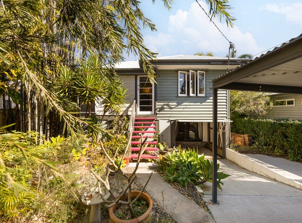 42 Holmes Street, Brighton, Qld 4017
