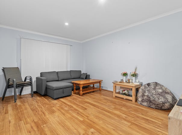 19 ADALUNA CRESCENT, Smithfield, SA 5114